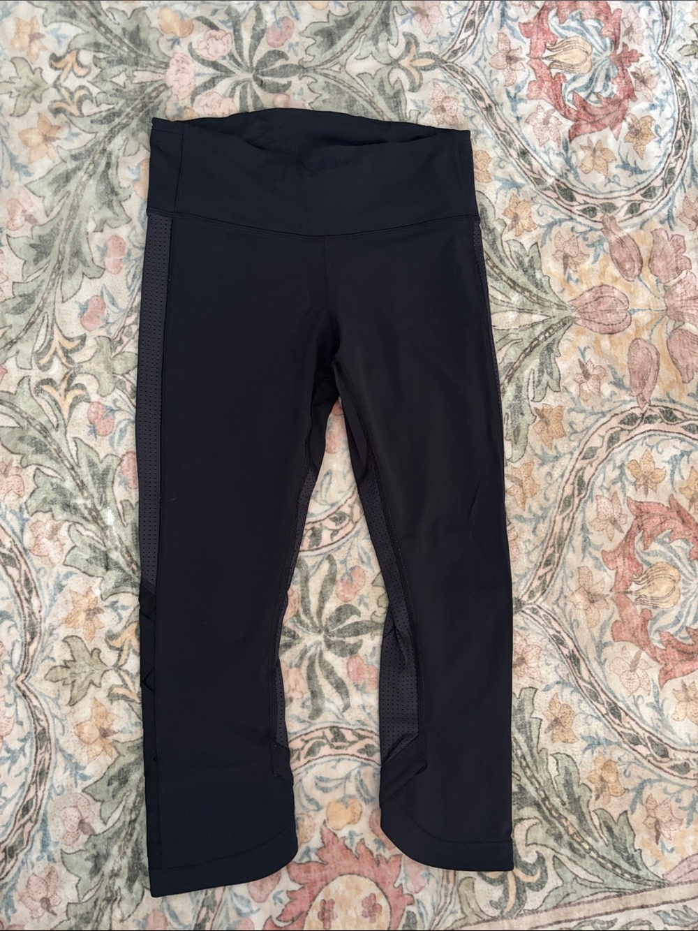 Lululemon Mesh Leggings